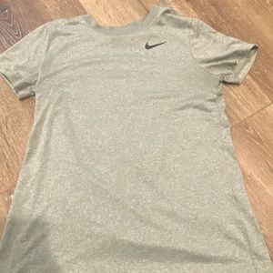 Nike -silver workout top